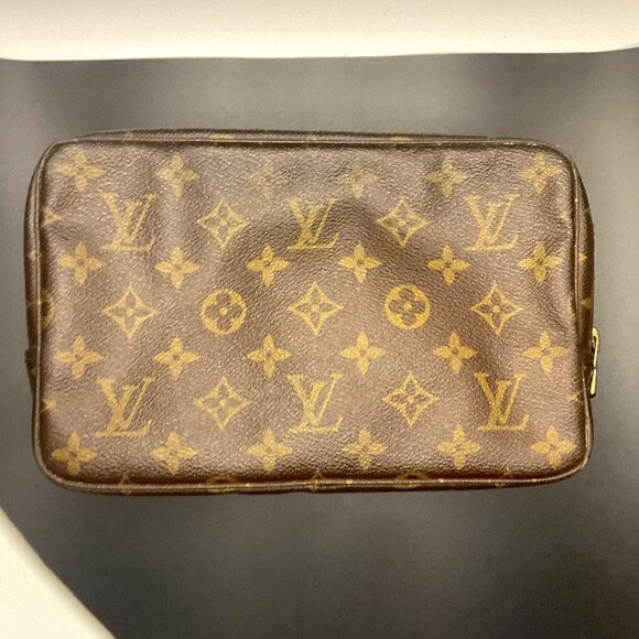RARE FIND! Vintage LOUIS VUITTON Trousse 23 Toiletry Pouch Clutch Bag - Picture 3 of 9